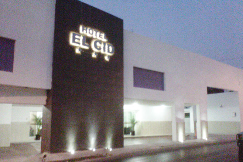 Hotel El Cid Mérida Exterior foto
